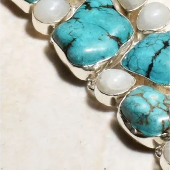 Gorgeous Tibetan Turquoise + Moonstone gem cluster statement cuff - Picture 13 of 14